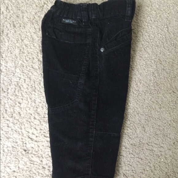 Kenneth Cole baby boy corduroy pants size 12M. - Picture 3 of 4